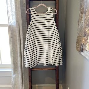 NWOT BB Dakota trapeze dress - medium